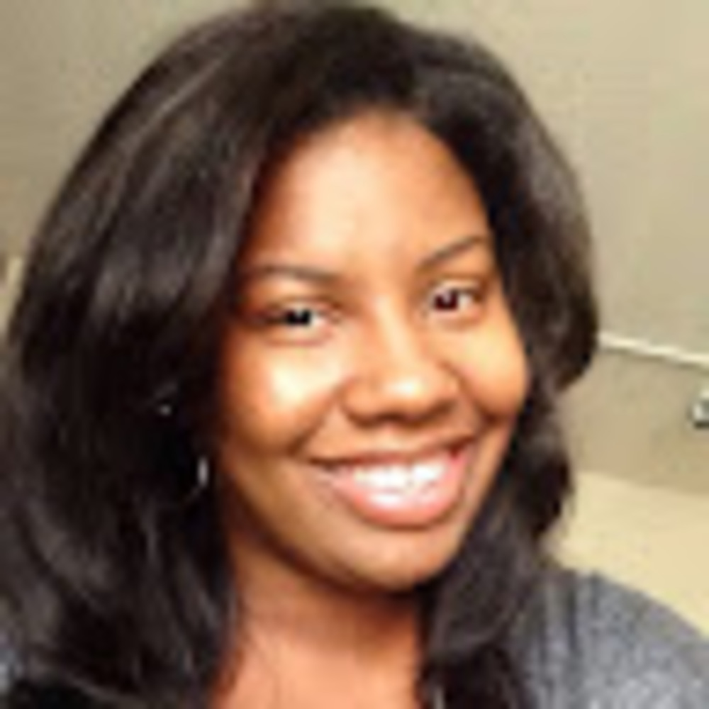 Meet your Posher, Alexis